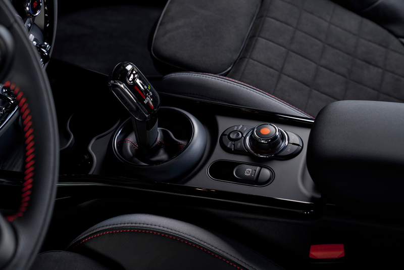 Illustration for article titled With 306 HP, The 2020 Mini JCW Clubman Becomes A Legit Hot Hatchback With Barn Doors